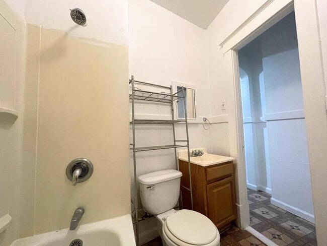 Photo - 2751 Pestalozzi St Unit 1E
