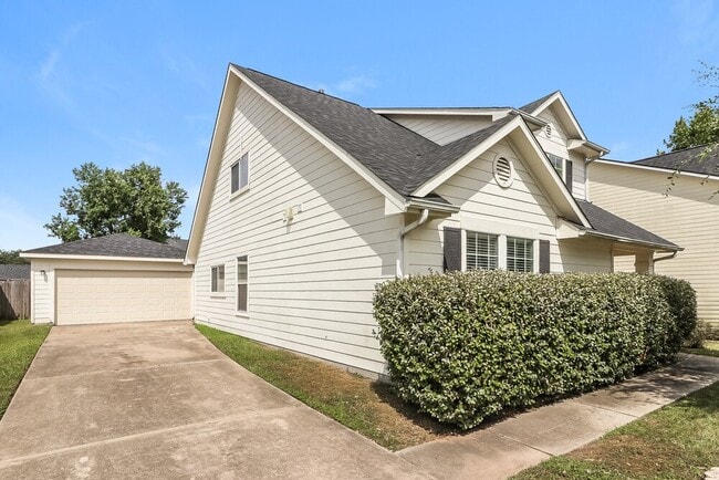 Photo - 19806 Falcon Hill Ct