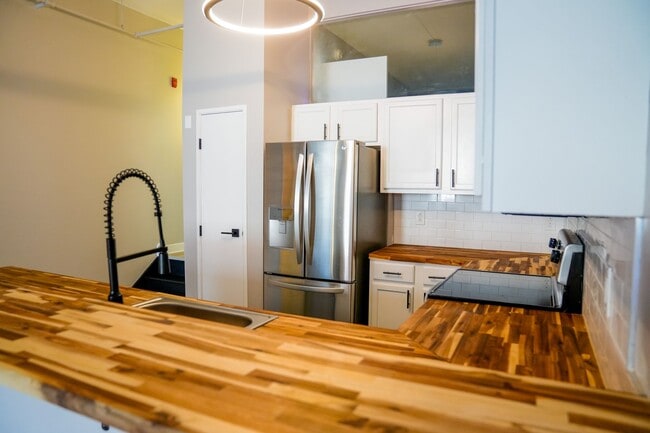 Marshall Place Apartments