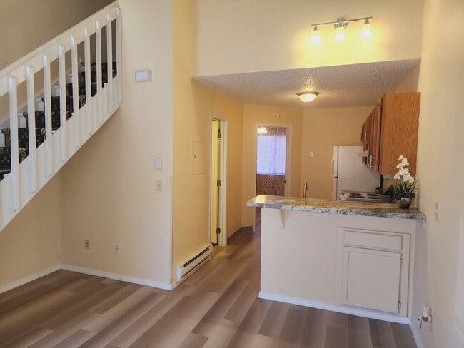 Photo - 147 Wellington St