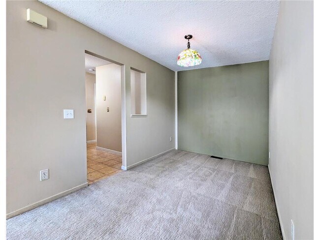 Photo - 14260 Empire Ave