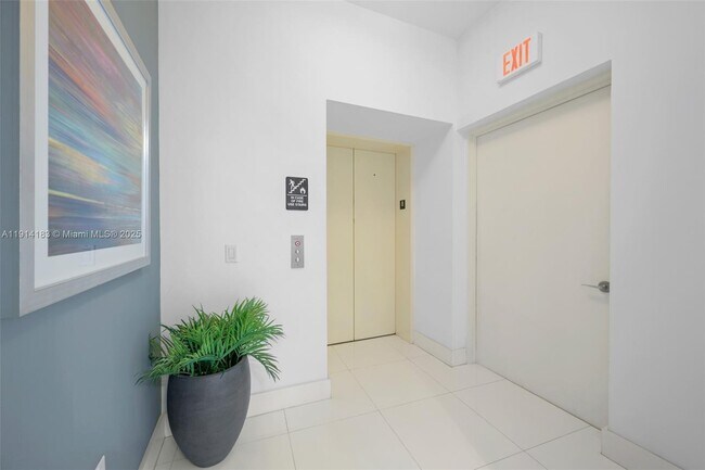 Photo - 2020 N Bayshore Dr Unit 803