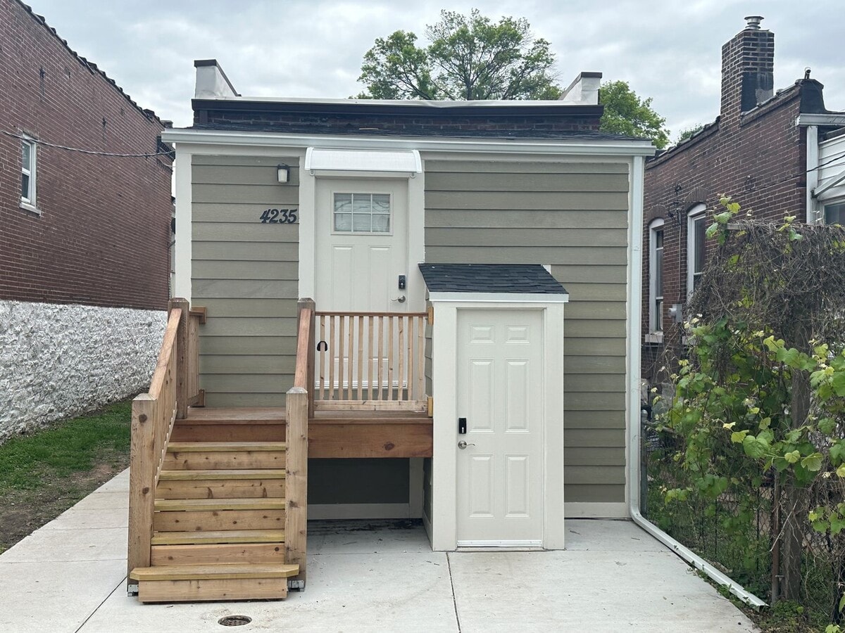 Photo - Newly Renovated Single Family Home In The Grove