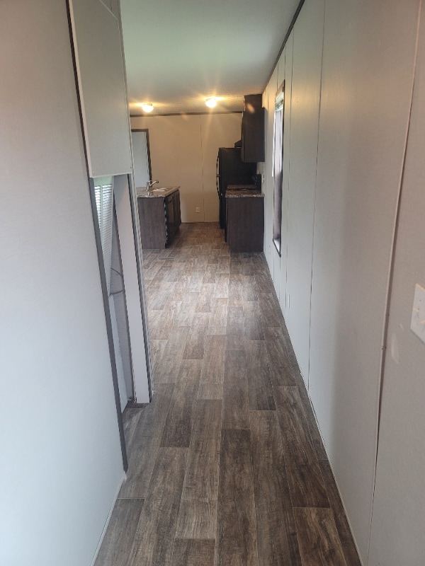 Photo - 13590 Center St