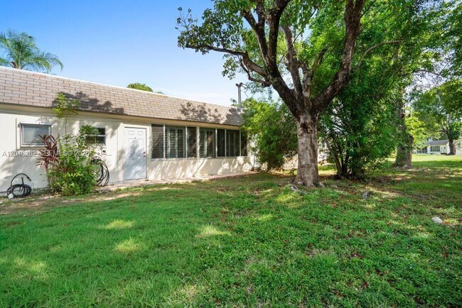 Photo - 17244 SW 112th Pl Unit 21342