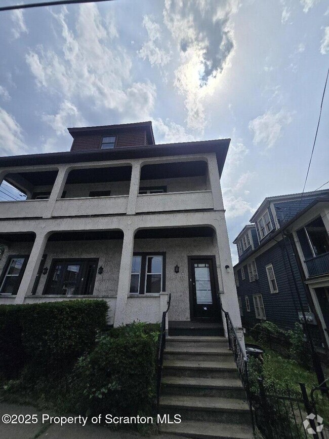 Building Photo - 536 Fig St Rental