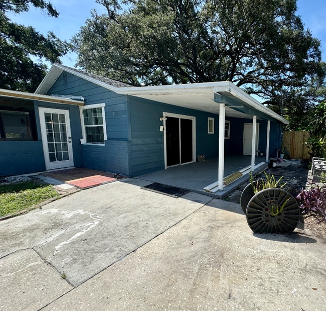 Building Photo - 711 E 129th Ave Rental