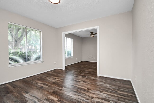 Photo - 13002 Kingsmill Dr