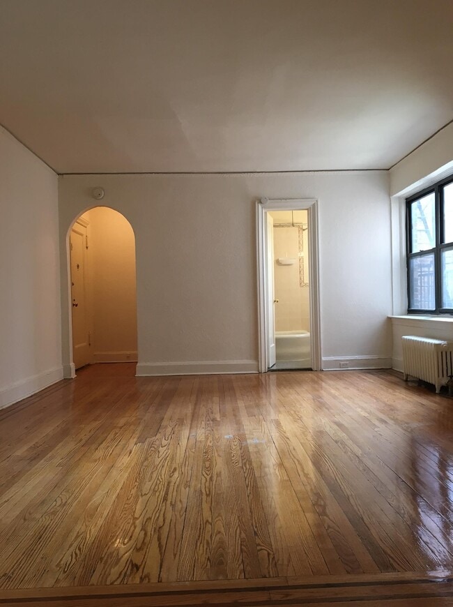 6 West Ave