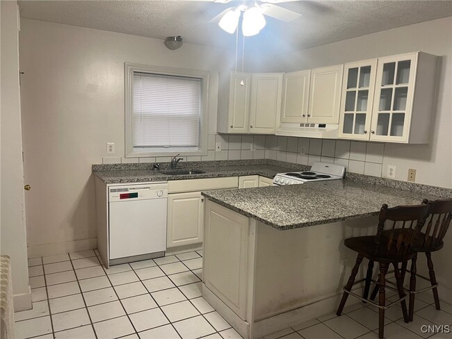 Photo - 1108 Madison St