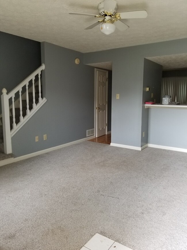 Photo - Nice Sherwood Hills Condo