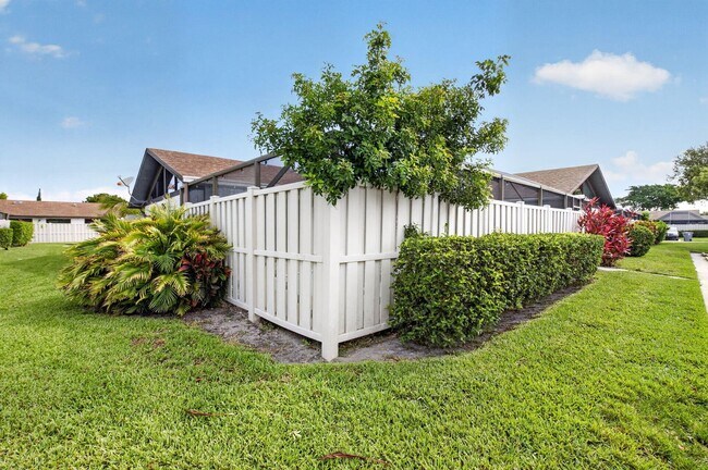 Photo - 9939 Boca Gardens Trl