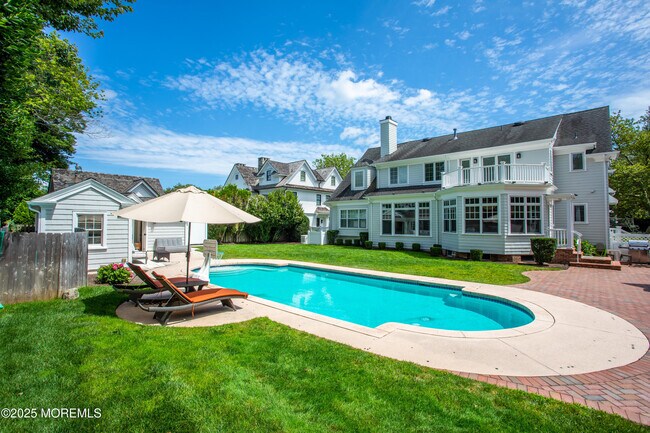 Photo - 38 Vroom Ave