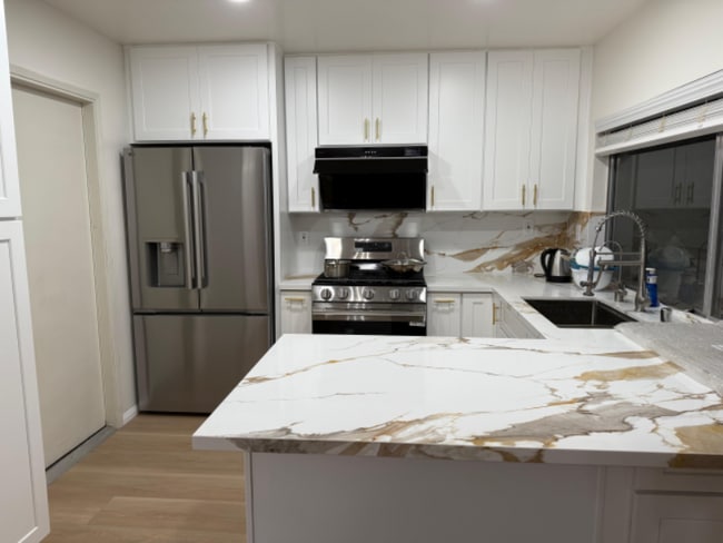 Building Photo - 750 Kostner Dr Rental