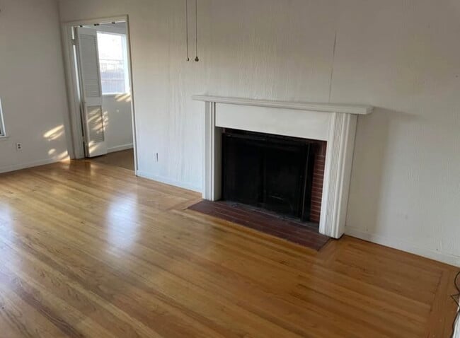 Photo - 4623 Goya Pky