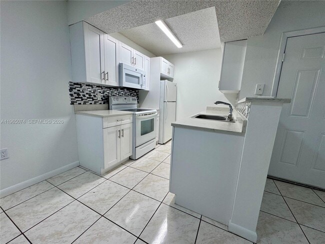 Photo - 15560 SW 104th Terrace Unit 612