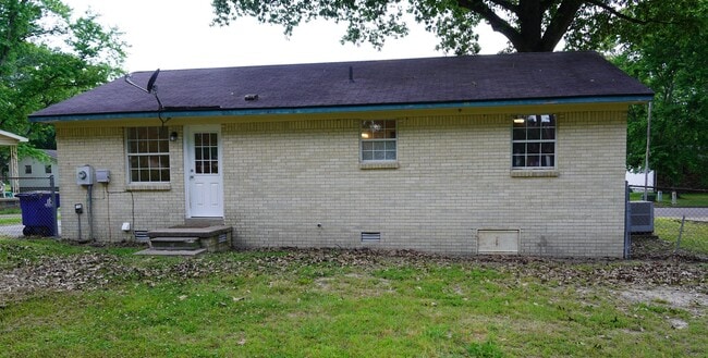 Photo - Charming Home in Ideal Location!