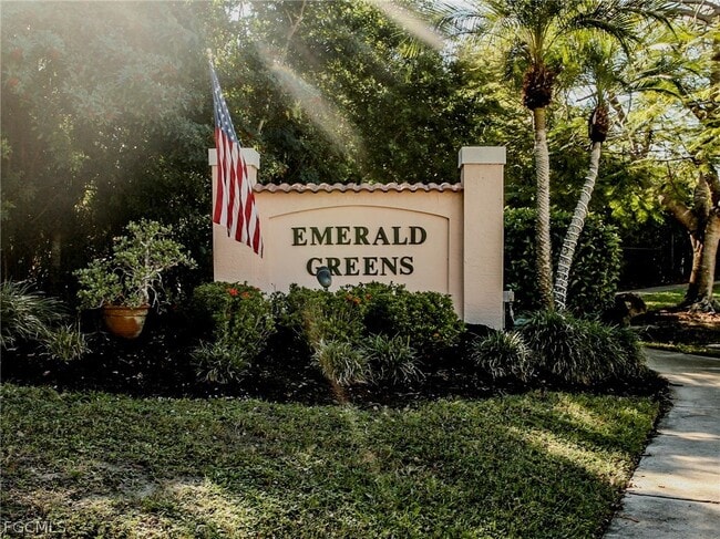 Building Photo - 732 Woodshire Ln Unit I1