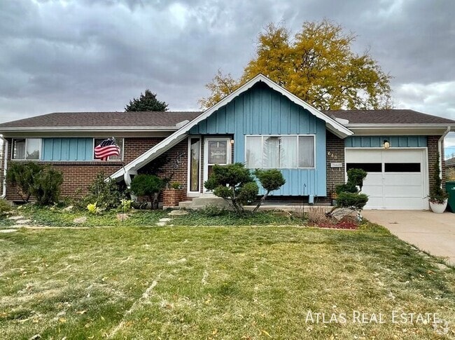 Building Photo - 640 E Easter Ave Rental