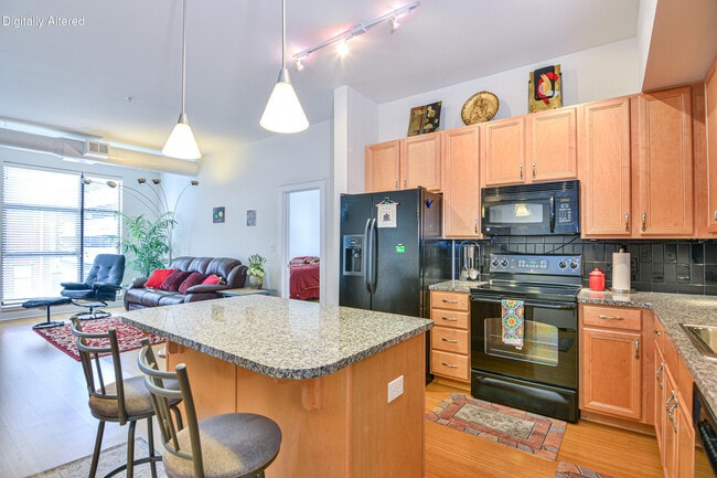 Building Photo - 535 S Upper St Unit 402