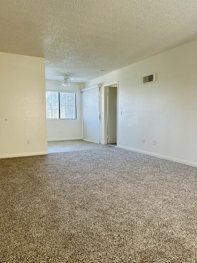 Photo - Hillside Apartments