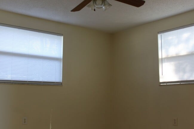 Photo - 3 Bedroom 2 Bath Home