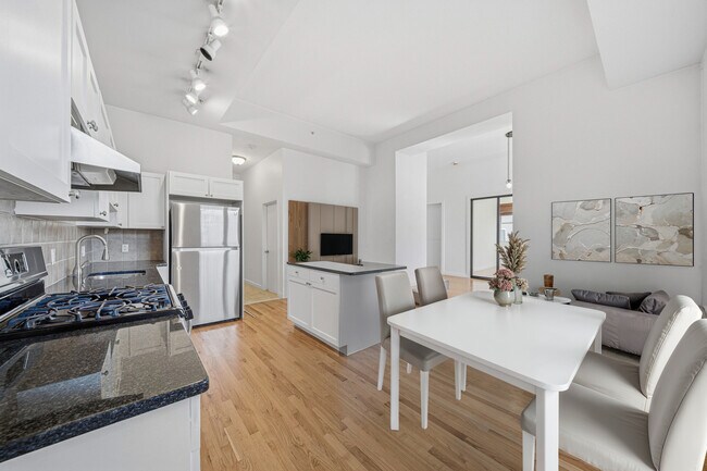 Photo - 156 Chelsea St Unit 103