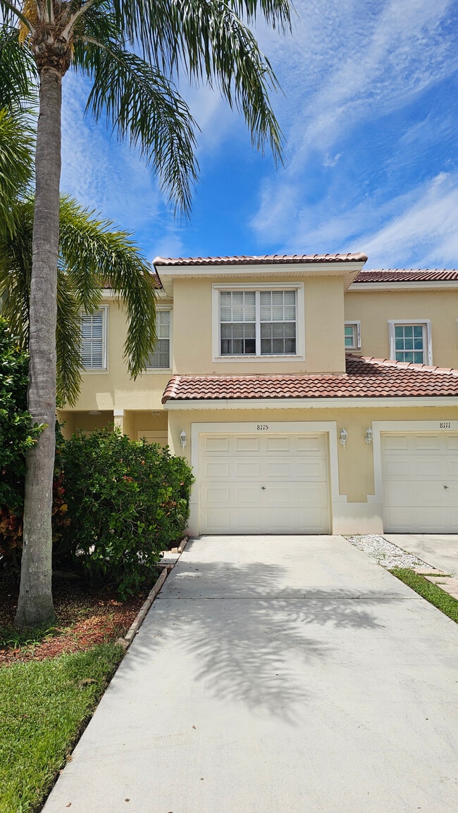 Building Photo - 8115 Bellagio Ln Rental