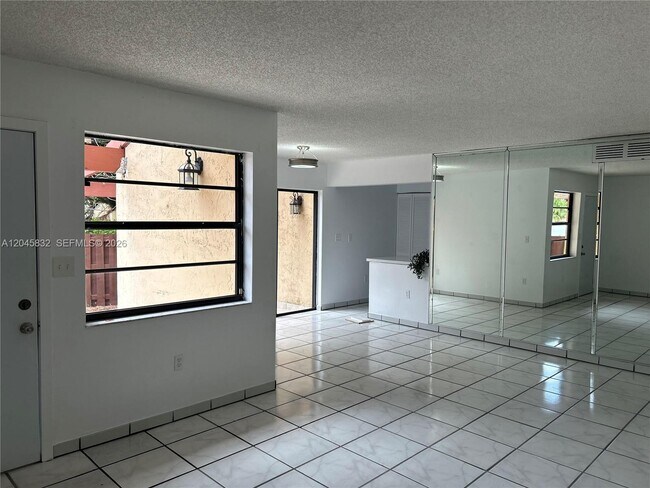 301 W Park Dr