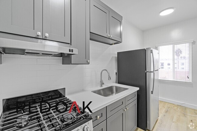 Building Photo - 516 N Harvard Blvd Unit 407 Rental