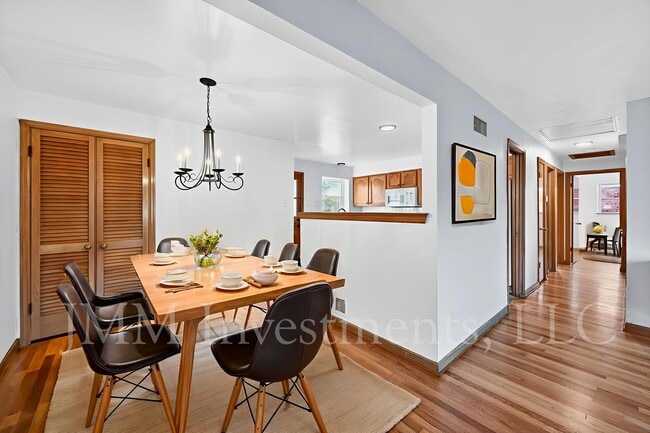 Photo - 4015 Greenmeadows Dr