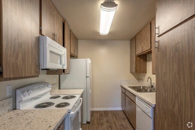 1 BR, BA - 710 SF
