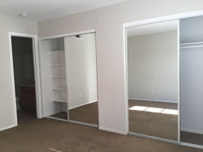 Photo - Beautifully remodeled 2bed/2ba Townhome - Ask about our Move-in Specials