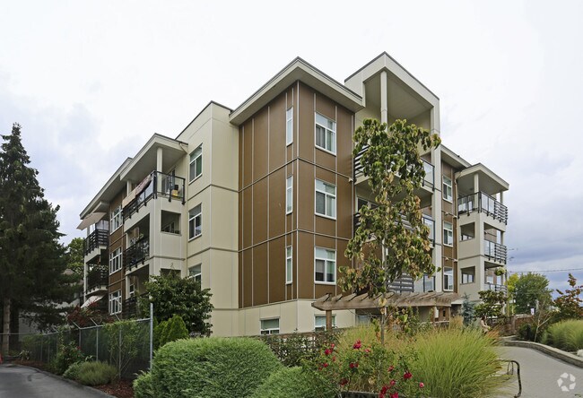 Photo - Signature Square