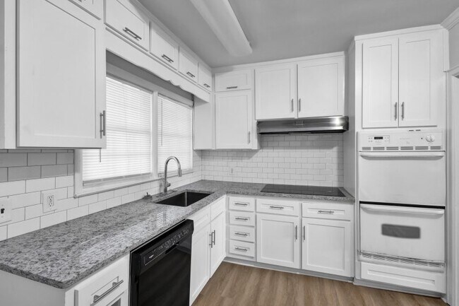 Photo - 2880 Old Lost Mountain Rd Unidad A