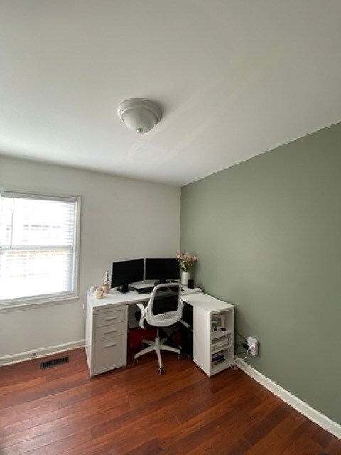 Photo - 708 Ileagnes Rd