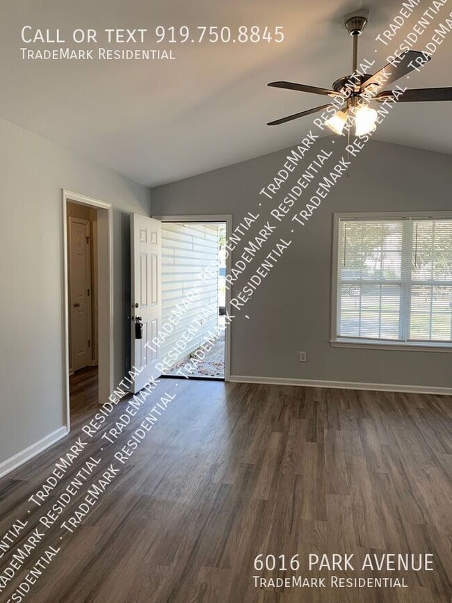 Photo - 6016 Park Ave