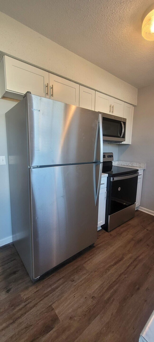 Photo - 3301 Chesapeake Cir