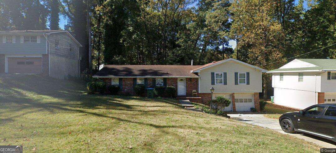 Photo - 1575 Danbury Dr NW House