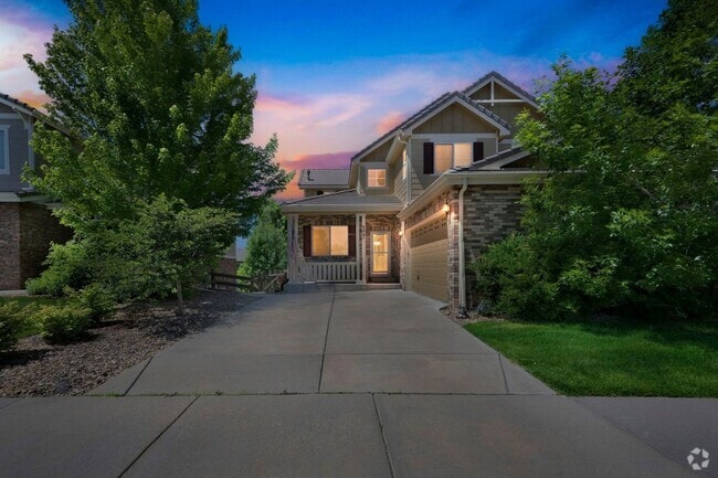 Building Photo - Spacious 5BR House in south-East Aurora