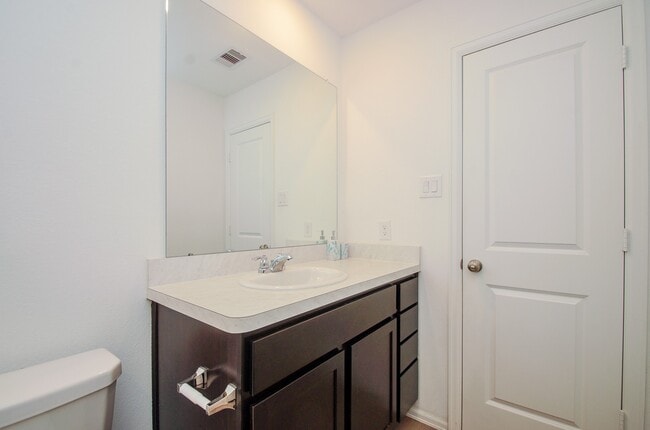 4355 Palmetto Grv Ln