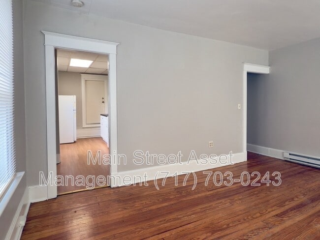 Photo - 2108 Walnut St Unit Apt 3