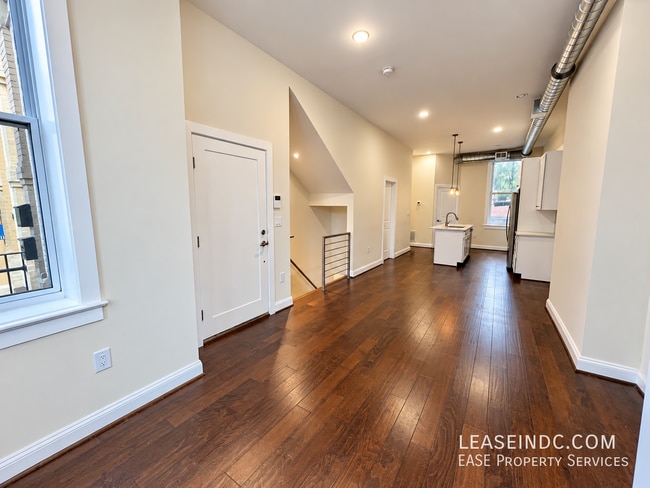 919 O St NW Unit 1