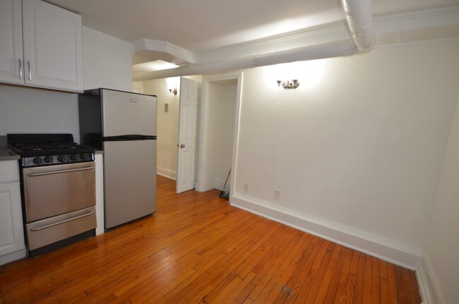 Photo - 94 Charles St Unidad 2 Rental