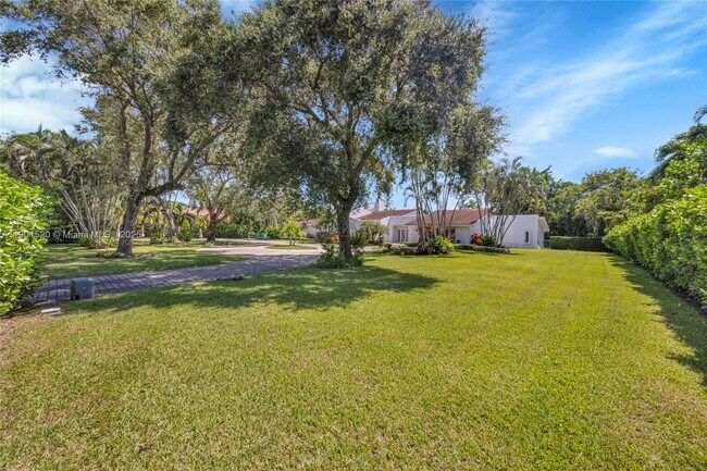 Photo - 8303 Old Cutler Rd