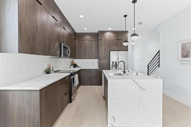 Photo - 2512 W Chestnut St