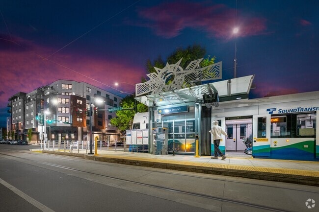 Building Photo - Aspire11 Rental