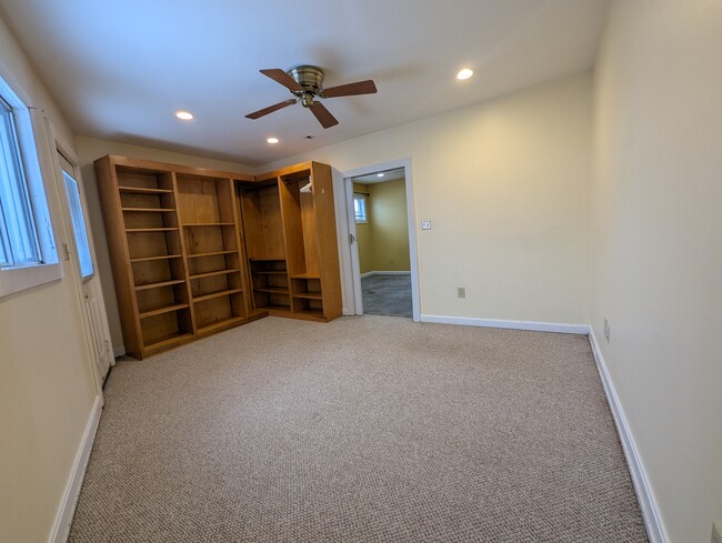 Photo - 26 Granite St