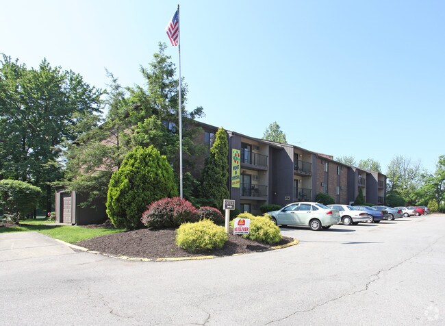 Ashton Park Apartments - Ashton Park Apartments
