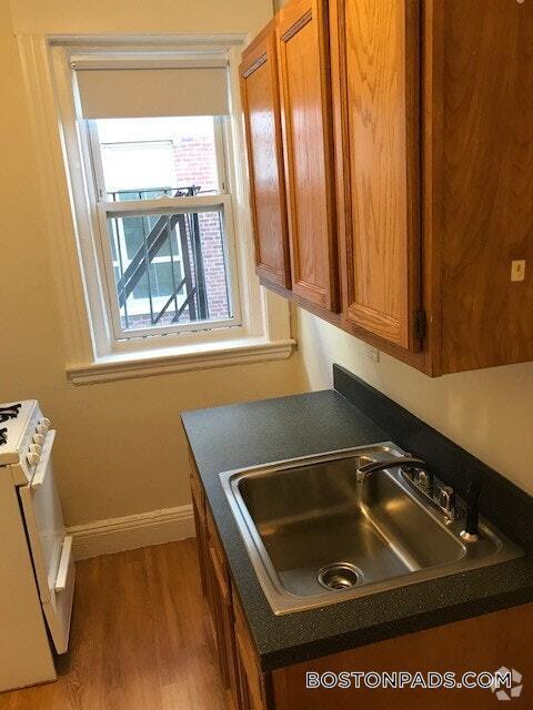 Building Photo - 1191 Boylston St Unit 25 Rental